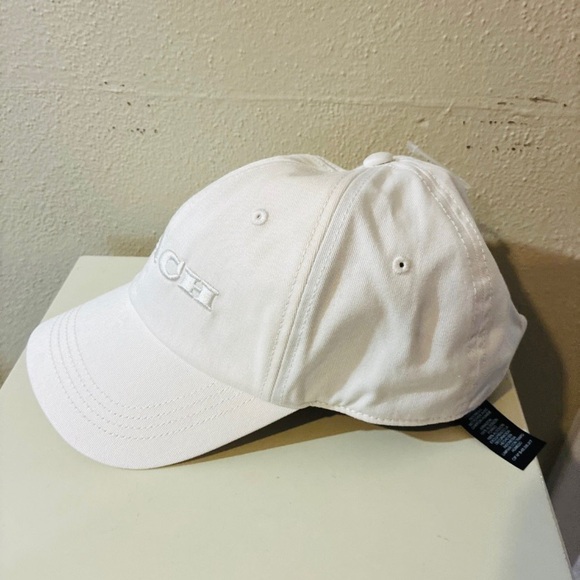 NWOT Coach Embroided Logo Adjustable Cotton Hat Cap One Size, chalk - Picture 2 of 5